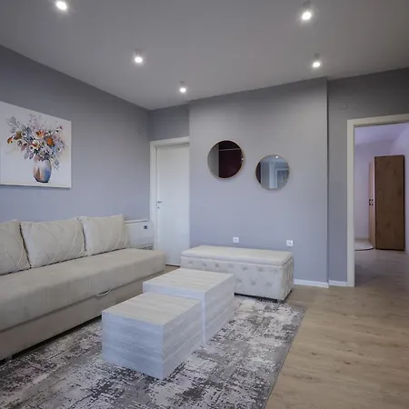 Lepojevic アパート