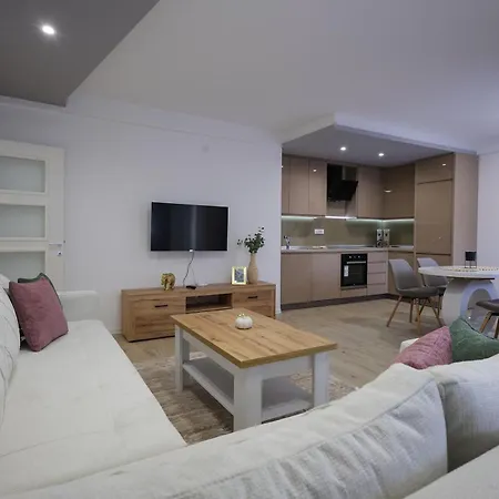 Lepojevic アパート Prokuplje