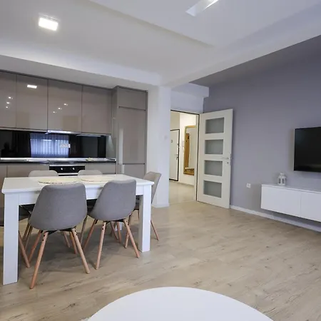 Lepojevic アパート Prokuplje